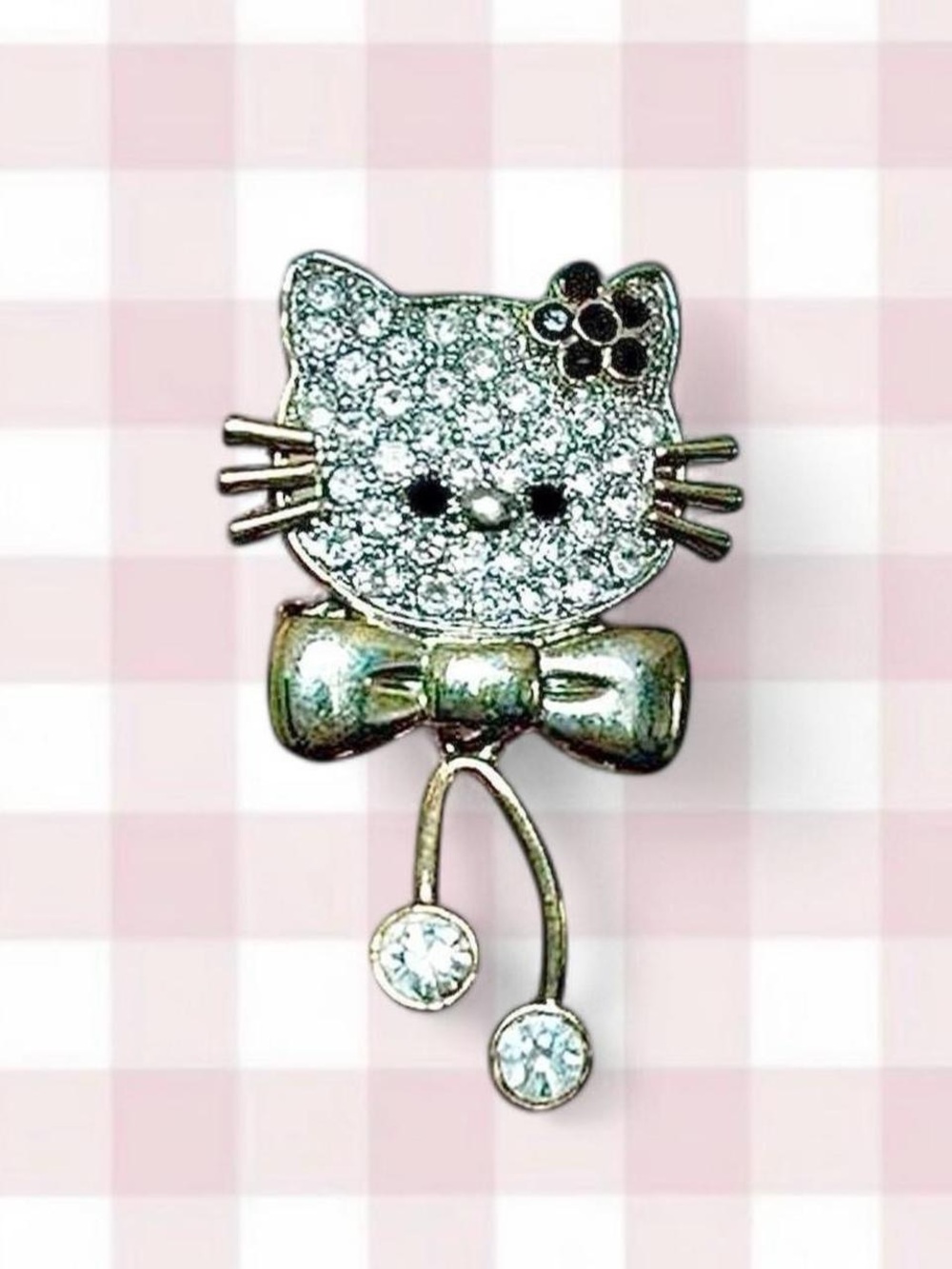 Vintage hello kitty pin
